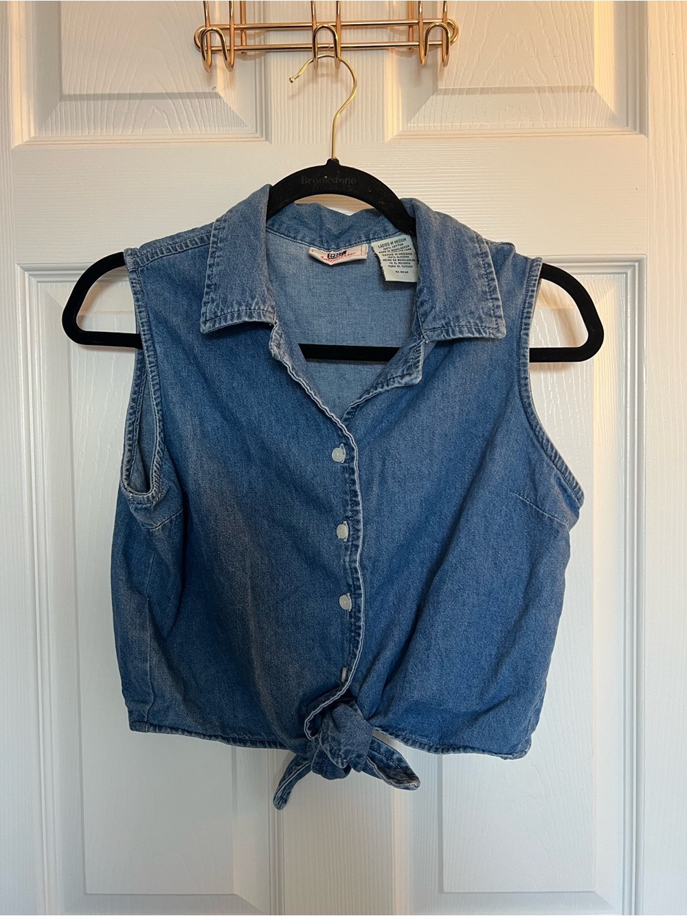 Vintage Faded Glory Denim Button Up Sleeveless Top